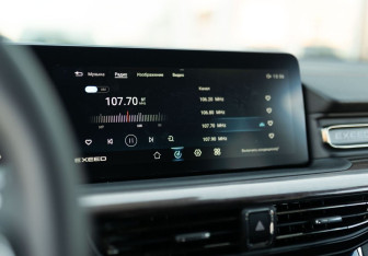 Подержанный автомобиль Exeed VX 2023 года (15 фото)