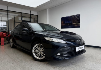 Подержанный автомобиль Toyota Camry Sedan 2018 года (4 фото)