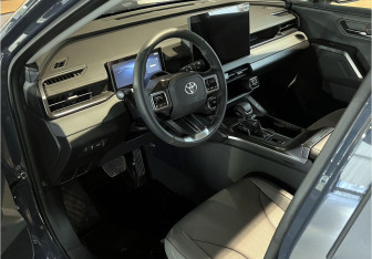 Новый Toyota RAV4 2026 (13 фото)
