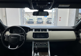Подержанный автомобиль Land Rover Range Rover Sport 2016 года (11 фото)
