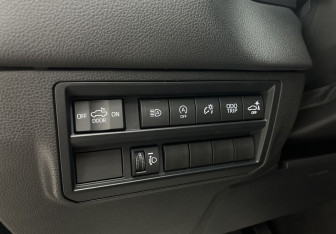 Подержанный автомобиль Toyota Tundra 2021 года (11 фото)