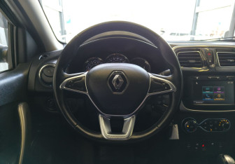 Подержанный автомобиль Renault Logan Sedan 2020 года (9 фото)
