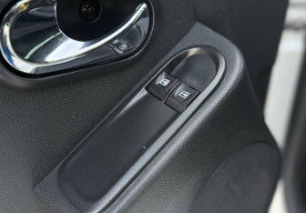 Подержанный автомобиль Renault Duster 2018 года (17 фото)