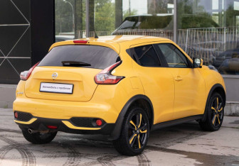 Подержанный автомобиль Nissan Juke 2017 года (5 фото)