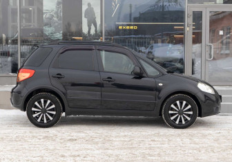 Подержанный автомобиль Suzuki SX4 Hatchback 2012 года (4 фото)