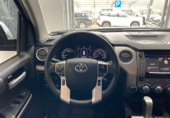 Подержанный автомобиль Toyota Tundra 2019 года (20 фото)