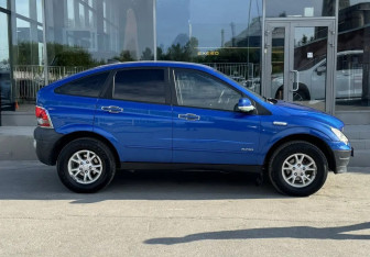 Подержанный автомобиль SsangYong Actyon 2010 года (16 фото)