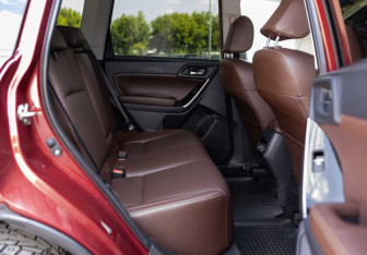 Подержанный автомобиль Subaru Forester Suv 2016 года (21 фото)