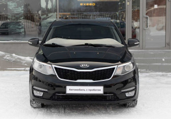 Подержанный автомобиль Kia Rio Sedan 2017 года (2 фото)