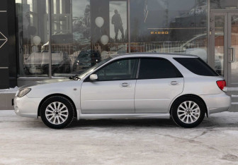 Подержанный автомобиль Subaru Impreza Wagon 2007 года (8 фото)