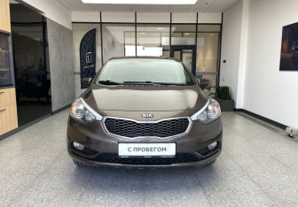 Подержанный автомобиль Kia Cerato Sedan 2013 года (3 фото)