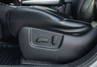 Подержанный автомобиль Nissan X-Trail 2008 года (18 фото)