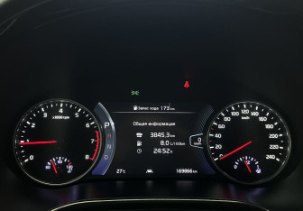 Подержанный автомобиль Kia Seltos 2020 года (11 фото)