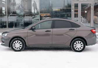 Подержанный автомобиль LADA (ВАЗ) Vesta Sedan 2021 года (8 фото)