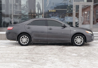 Подержанный автомобиль Toyota Camry Sedan 2008 года (4 фото)