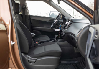 Подержанный автомобиль Hyundai Creta 2018 года (20 фото)