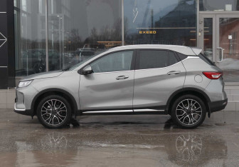 Подержанный автомобиль Jetour X50 2024 года (8 фото)