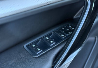 Подержанный автомобиль LADA (ВАЗ) Vesta Sedan 2023 года (14 фото)