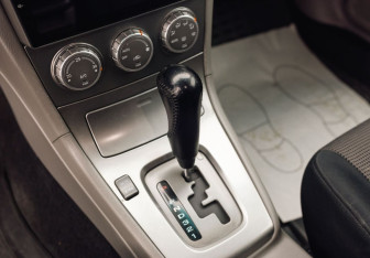 Подержанный автомобиль Subaru Forester Suv 2007 года (15 фото)