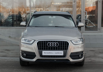 Подержанный автомобиль Audi Q3 2012 года (2 фото)