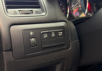 Подержанный автомобиль Mazda CX-5 2012 года (13 фото)