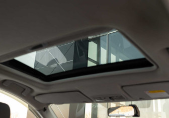 Подержанный автомобиль Mitsubishi Outlander 2007 года (17 фото)