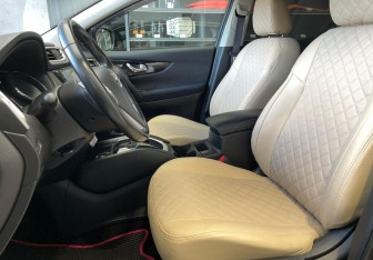 Подержанный автомобиль Nissan Qashqai 2014 года (14 фото)