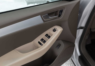 Подержанный автомобиль Audi Q5 2011 года (16 фото)