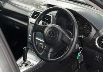 Подержанный автомобиль Subaru Impreza Wagon 2007 года (11 фото)