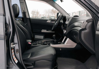 Подержанный автомобиль Subaru Forester Suv 2008 года (19 фото)