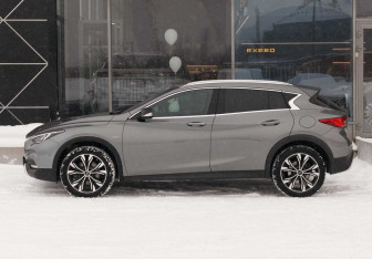 Подержанный автомобиль Infiniti QX30 2018 года (8 фото)