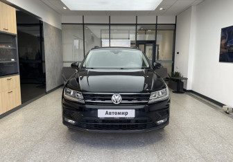 Подержанный автомобиль Volkswagen Tiguan 2019 года (2 фото)