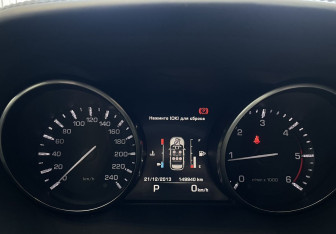 Подержанный автомобиль Land Rover Range Rover Evoque 2014 года (16 фото)
