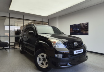 Подержанный автомобиль Toyota Land Cruiser Prado 2006 года (3 фото)