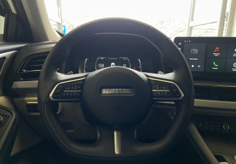 Подержанный автомобиль Haval F7 2022 года (11 фото)