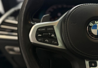 Подержанный автомобиль BMW X7 2019 года (18 фото)