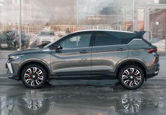 Подержанный автомобиль Geely Coolray 2024 года (8 фото)