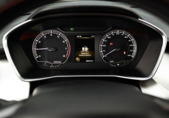 Подержанный автомобиль Geely Coolray 2020 года (12 фото)