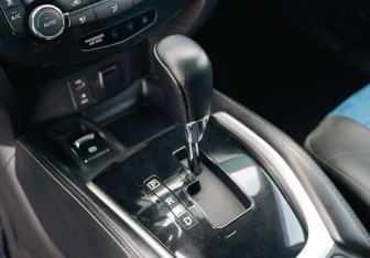 Подержанный автомобиль Nissan Qashqai 2014 года (15 фото)