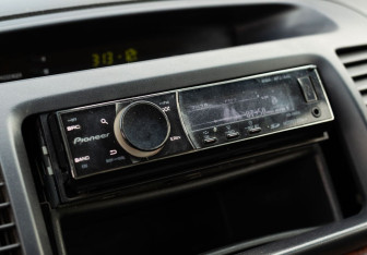 Подержанный автомобиль Toyota Camry Sedan 2003 года (13 фото)