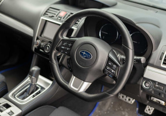 Подержанный автомобиль Subaru Levorg 2014 года (11 фото)