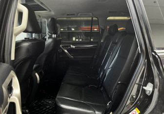 Подержанный автомобиль Lexus GX 2012 года (15 фото)