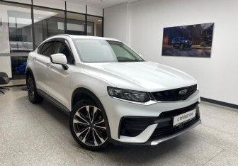 Подержанный автомобиль Geely Tugella 2021 года (3 фото)