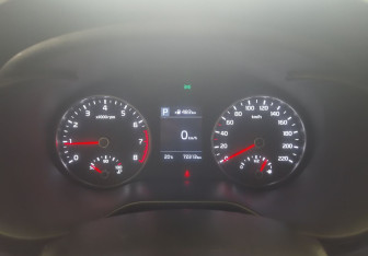 Подержанный автомобиль Kia Rio Sedan 2020 года (10 фото)
