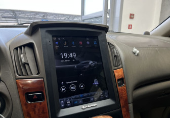 Подержанный автомобиль Lexus RX 2001 года (13 фото)