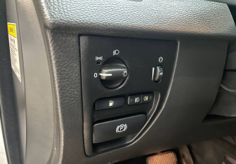 Подержанный автомобиль Volvo XC90 2004 года (10 фото)