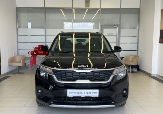 Подержанный автомобиль Kia Seltos 2022 года (2 фото)