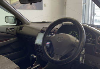 Подержанный автомобиль Toyota Corona Sedan 2001 года (10 фото)