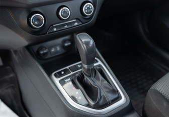 Подержанный автомобиль Hyundai Creta 2018 года (16 фото)