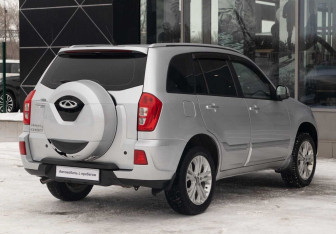 Подержанный автомобиль Chery Tiggo 3 2019 года (5 фото)
